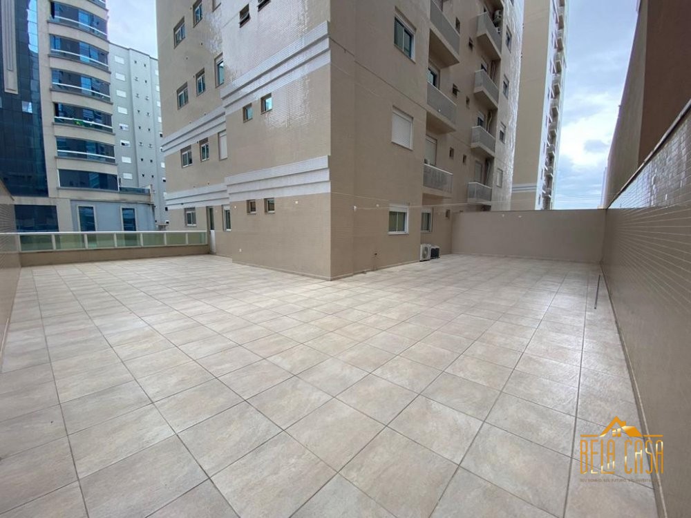 Apto Diferenciado - Semi- Mobiliado